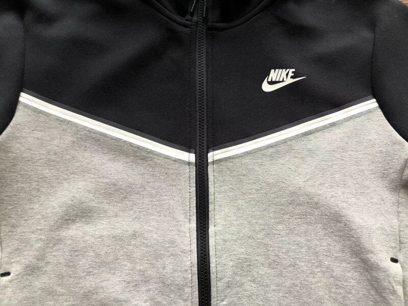 Conjunto Nike Tech Fleece Preto e Cinza - HYPER LIST