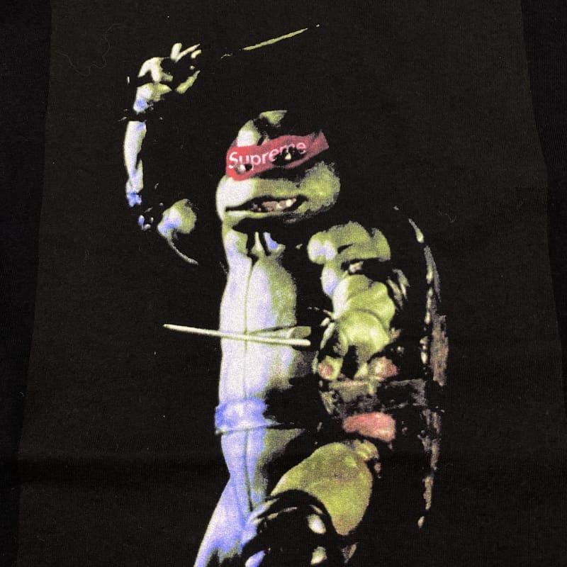 Camiseta Supreme Raphael - HYPER LIST