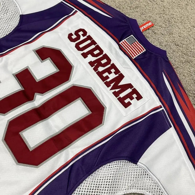 Camiseta Supreme Sudden Death Football - HYPER LIST