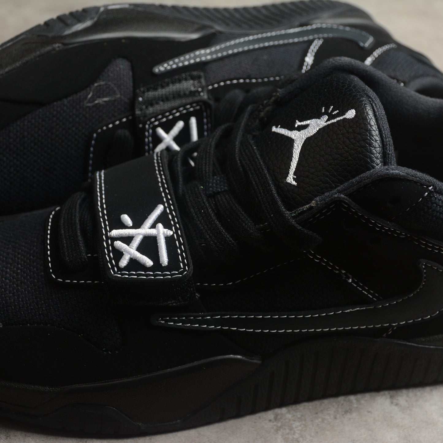 Travis Scott x Jordan Phantom - HYPER LIST