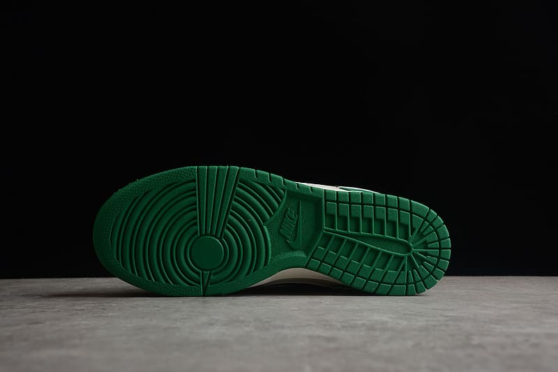 Nike Dunk Low SE Lottery - HYPER LIST