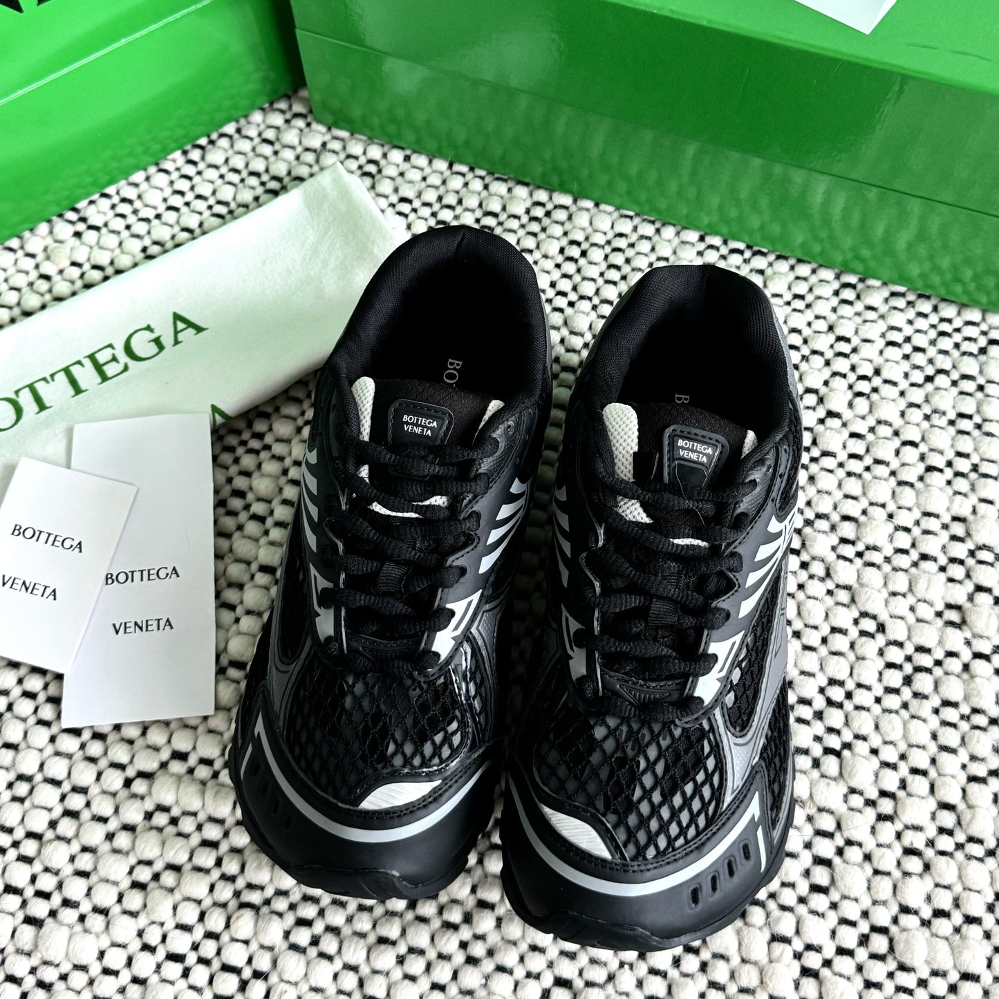 Bottega Veneta Black - HYPER LIST