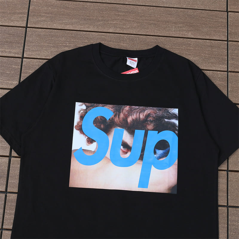 Camiseta Supreme x Undercover Face - HYPER LIST