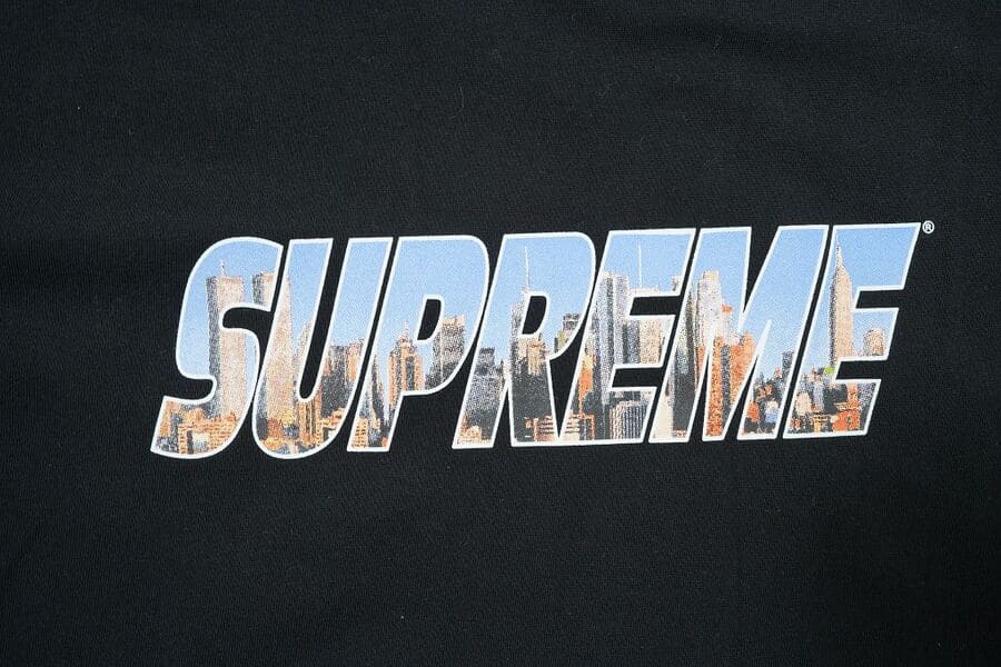 Camiseta Supreme Gotham Black - HYPER LIST