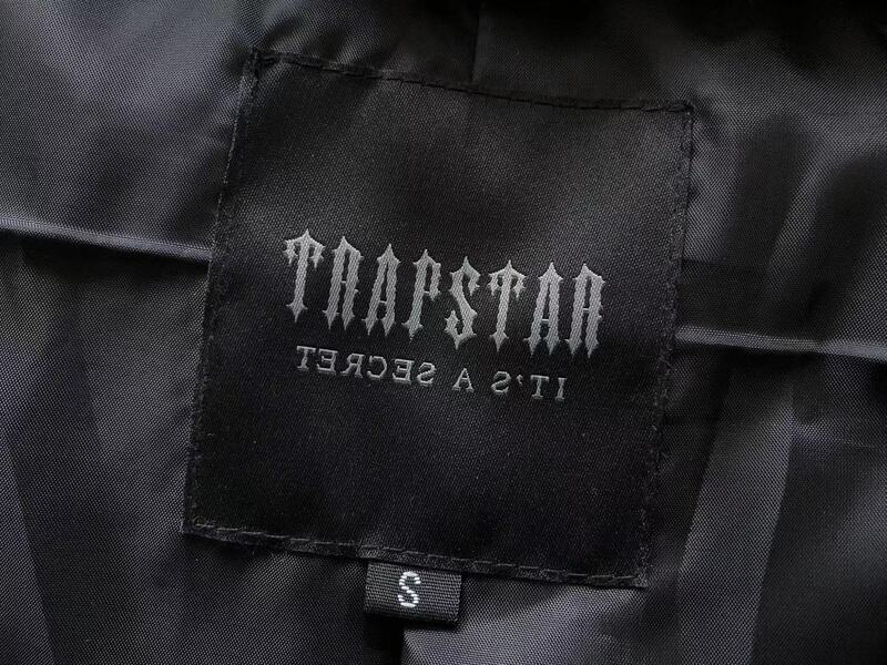 Jaqueta Puffer Trapstar Irongate Hooded - HYPER LIST