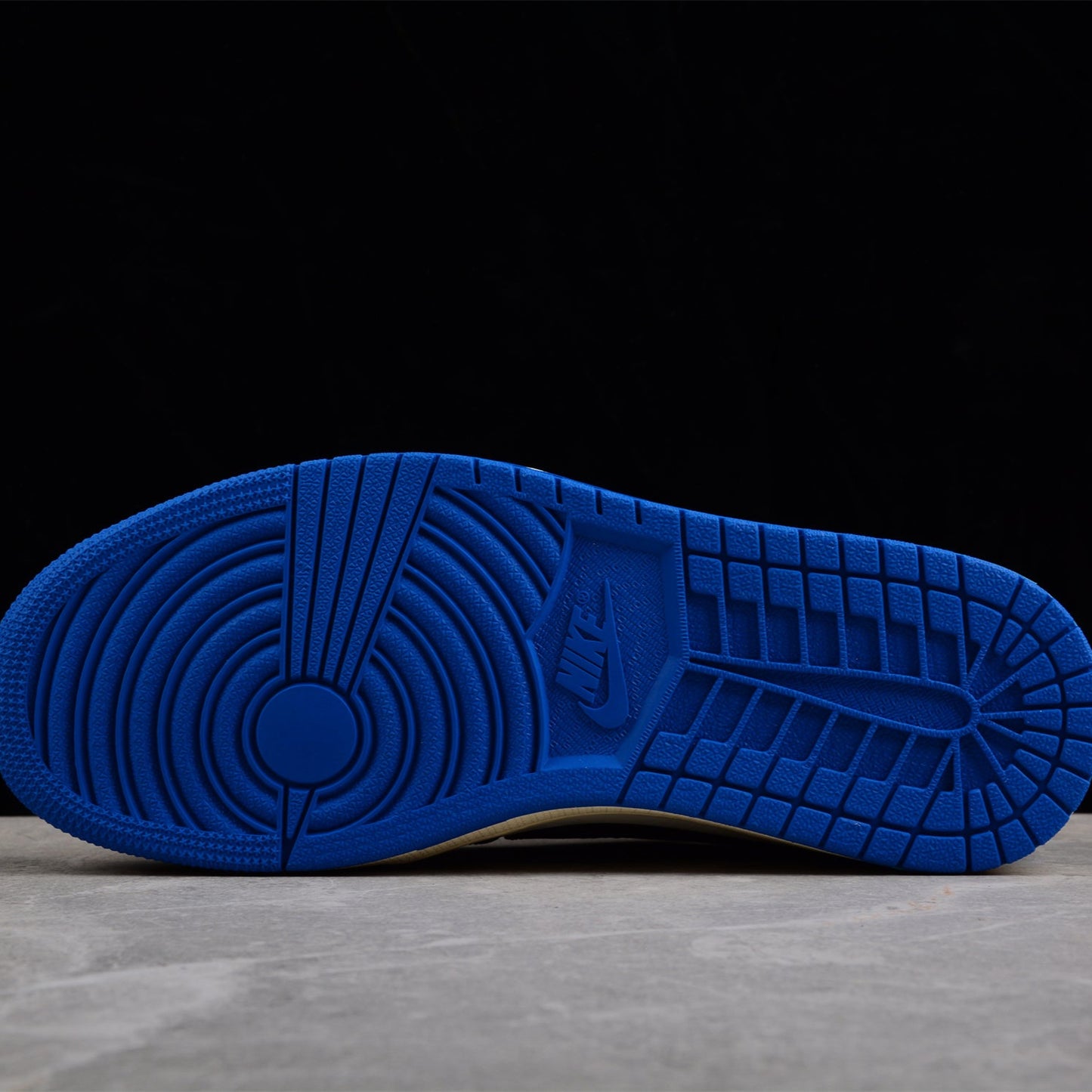 Travis Scott x Air Jordan 1 Low Fragment - HYPER LIST