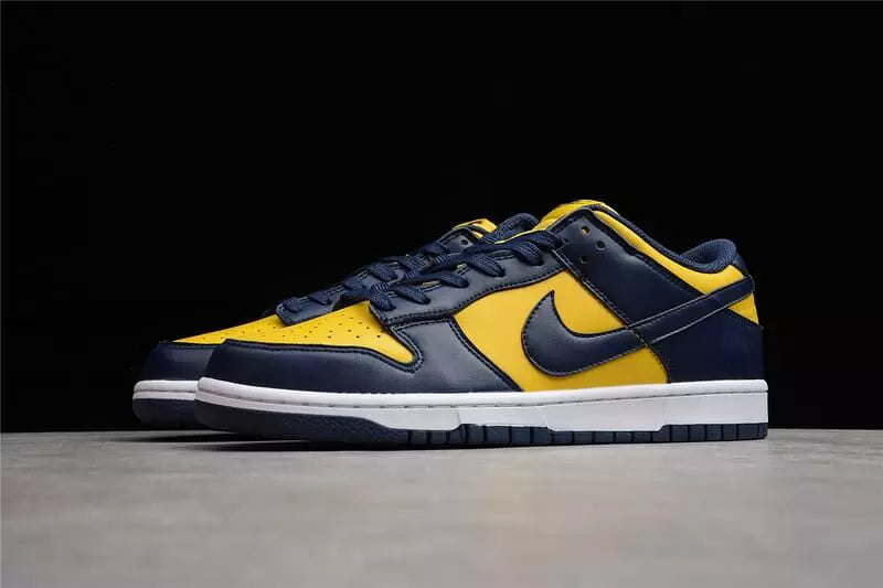 Nike SB Dunk Low Michigan - HYPER LIST