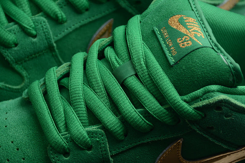 Nike Dunk Low SB "St Patrick's Day" - HYPER LIST
