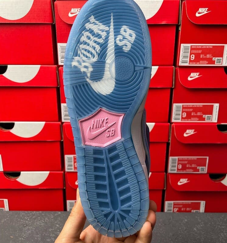 Nike Dunk Low Born x Raised - HYPER LIST