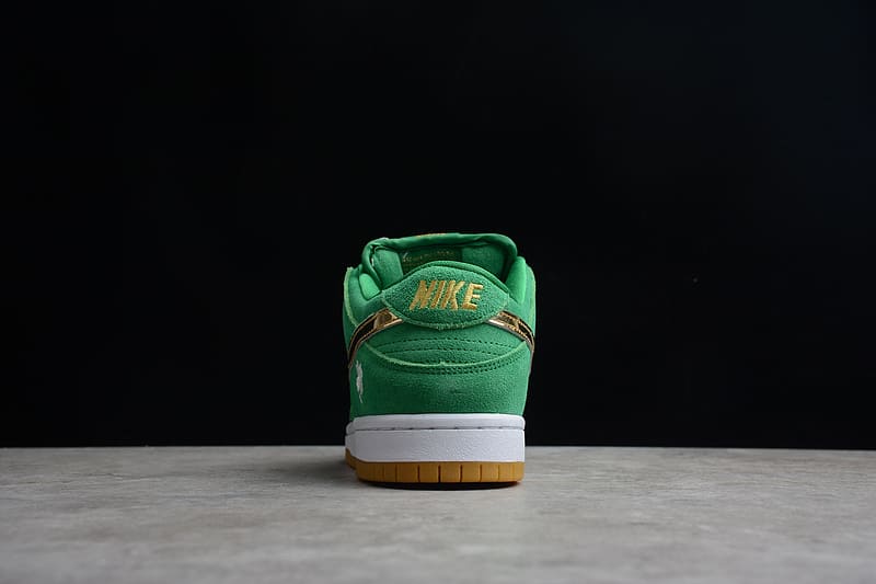 Nike Dunk Low SB "St Patrick's Day" - HYPER LIST