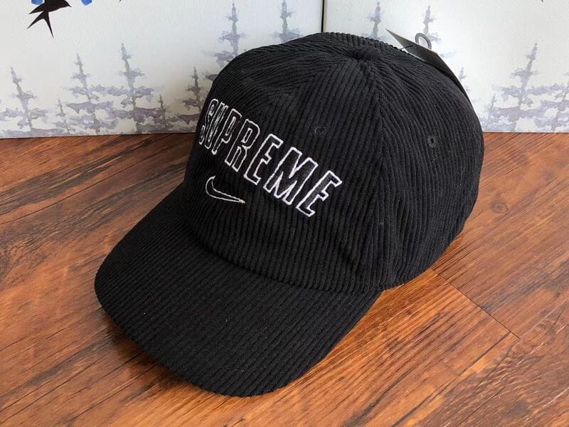 Boné Supreme x Nike Arc - HYPER LIST