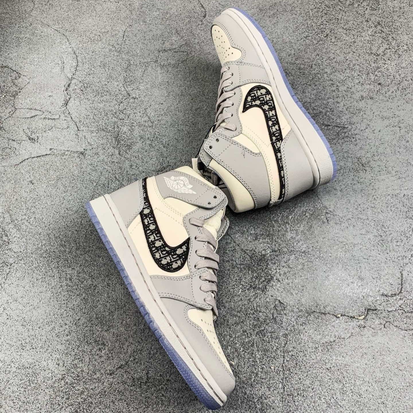 Nike Air Jordan X Dior