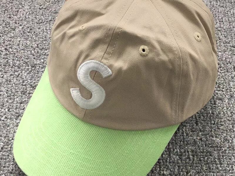 Boné Supreme 2-Tone S Logo 6-Panel - HYPER LIST