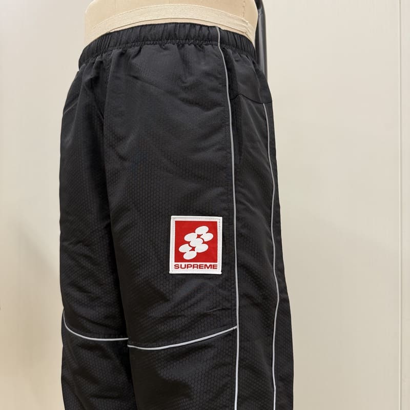 Conjunto Supreme Refletiva Piping - HYPER LIST