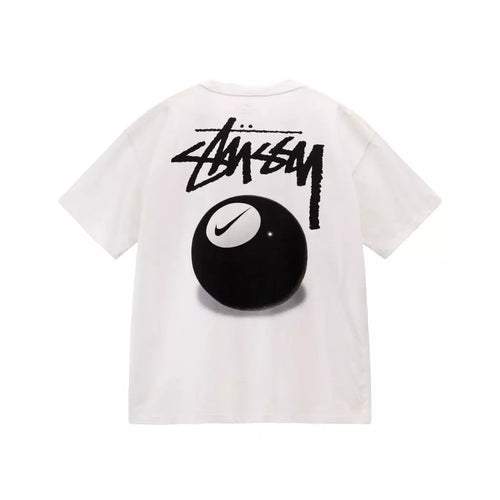Camiseta Nike x Stussy 8 Ball - HYPER LIST