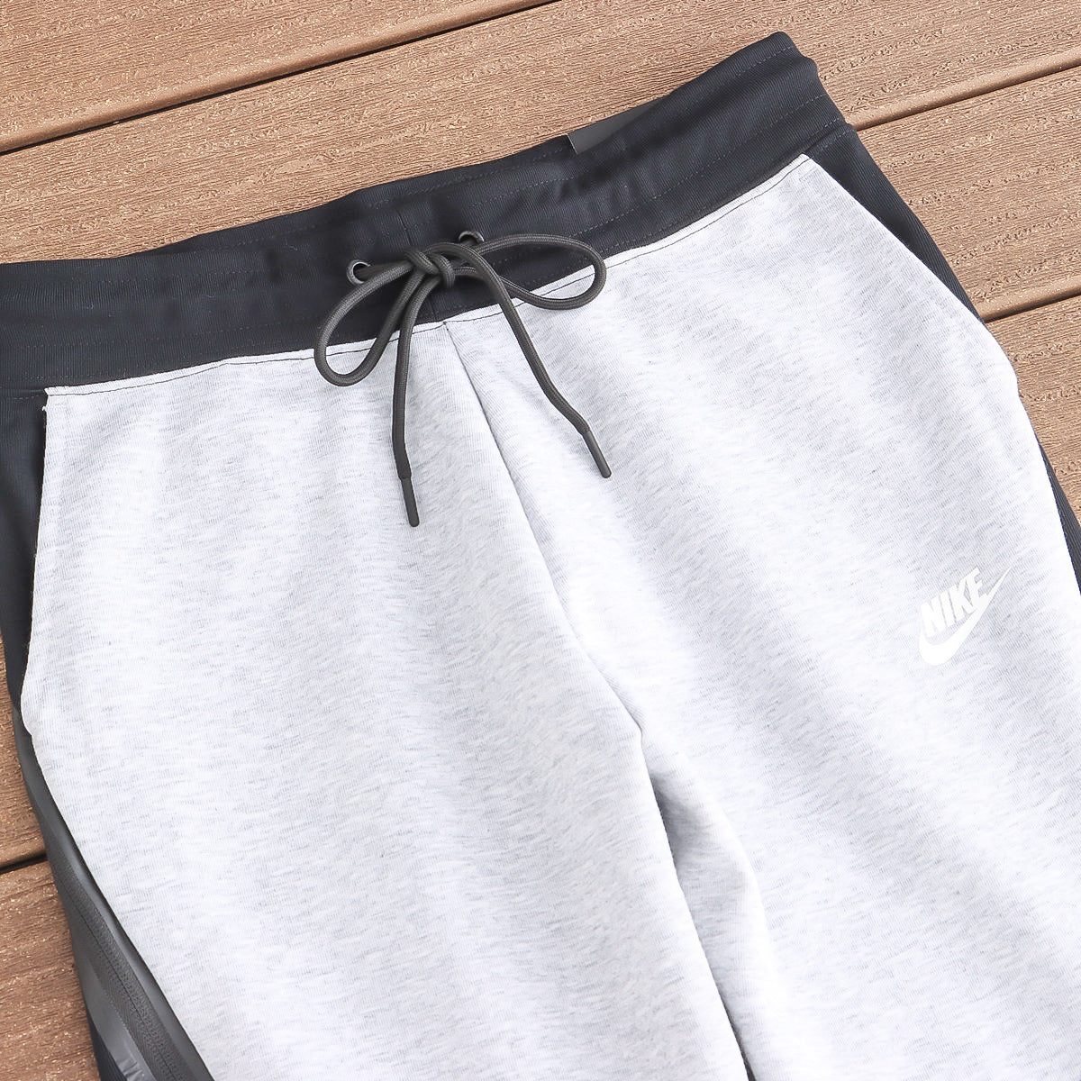 Nike Tech White/Black Tracksuit