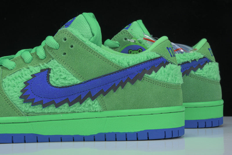 Nike SB Dunk Low Grateful Dead Bears Green - HYPER LIST