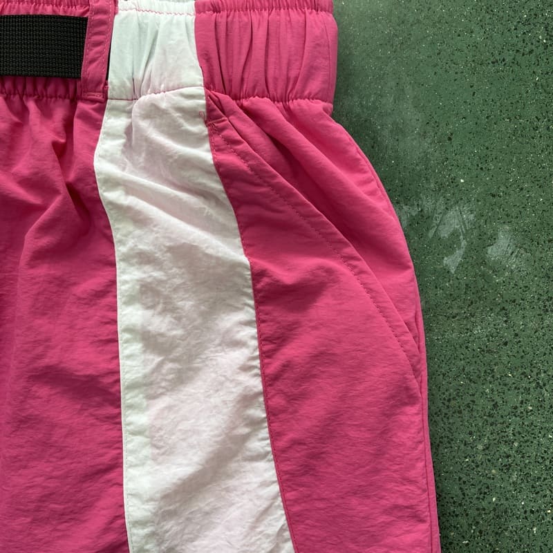 Shorts Corteiz Rosa Branco - HYPER LIST
