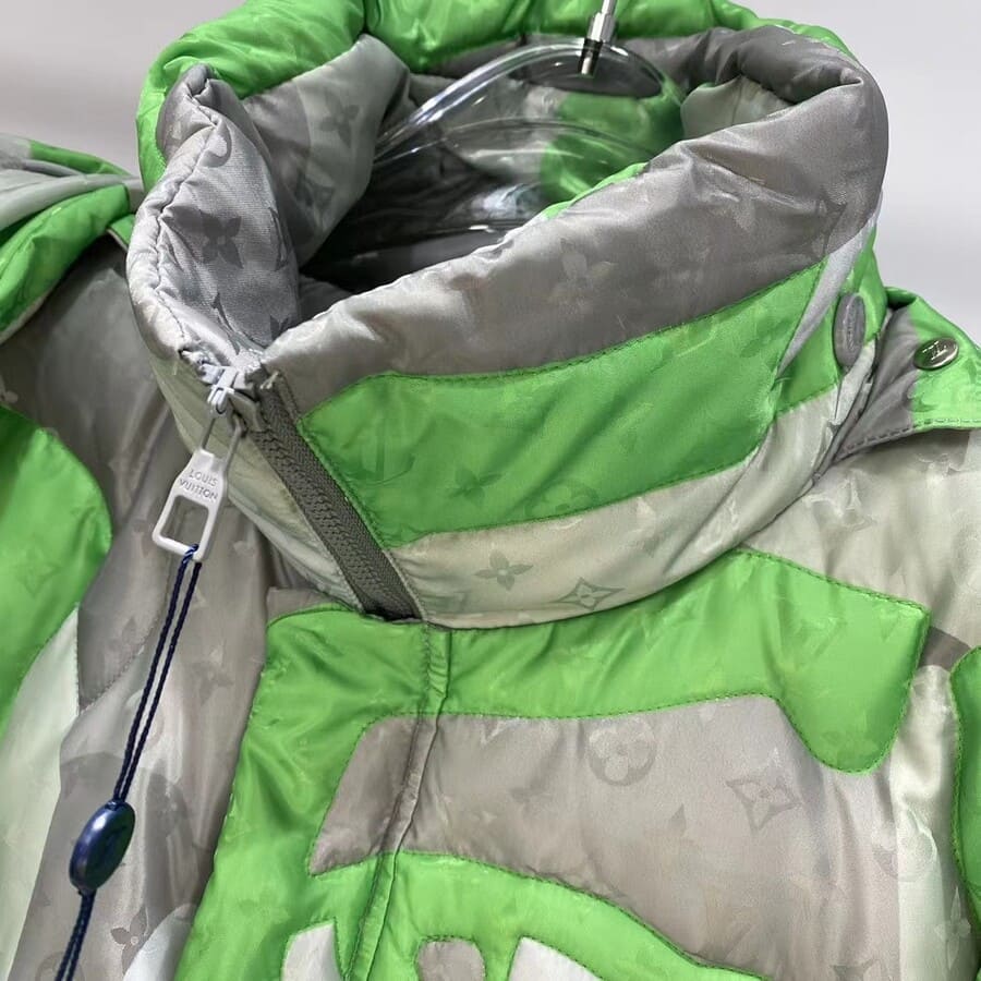 Jaqueta Louis Vuitton Patchworked Portrait Puffer - HYPER LIST