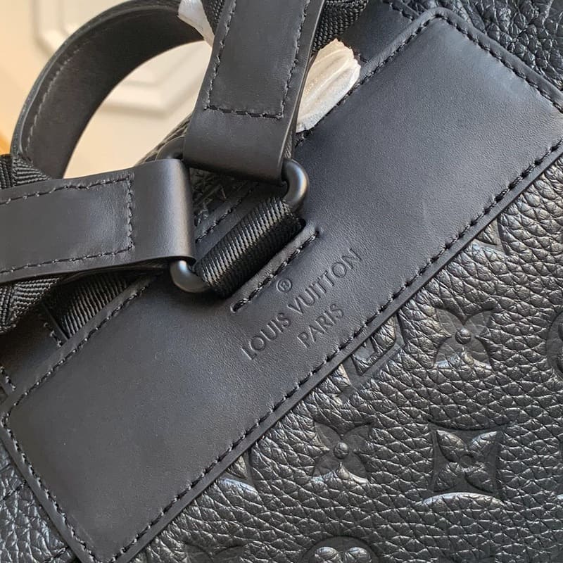 Mochila Louis Vuitton Christopher MM Monogram - HYPER LIST