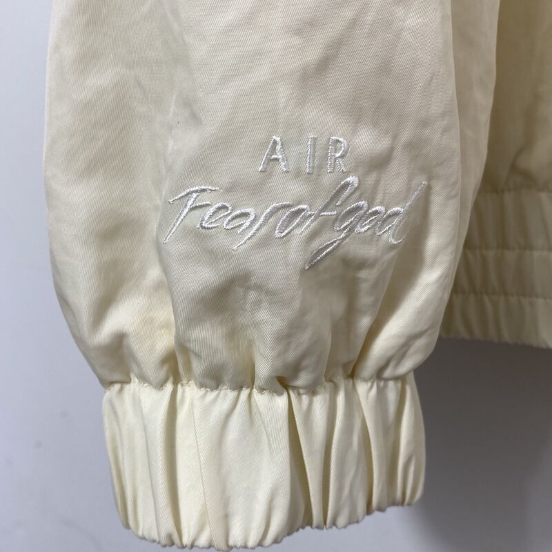 Jaqueta Nike x Fear of God - HYPER LIST