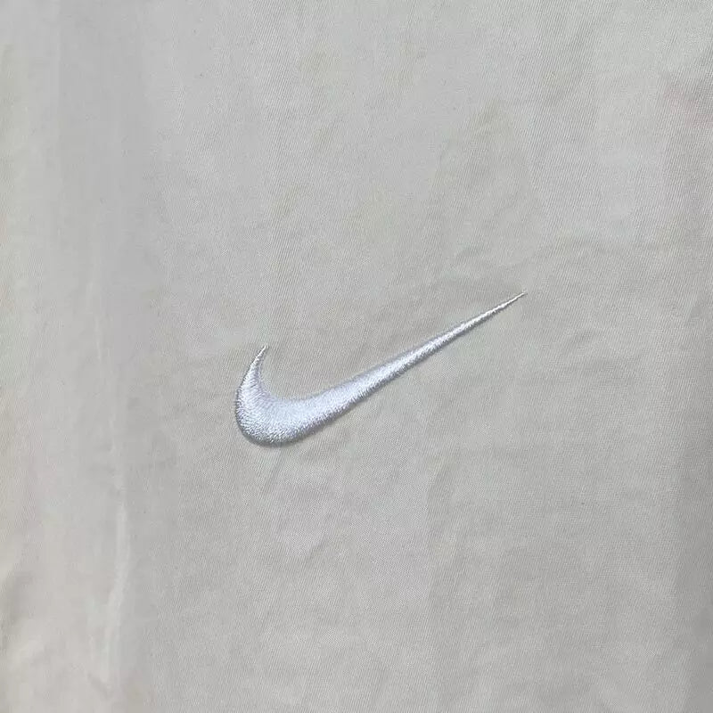 Jaqueta Nike x Fear of God - HYPER LIST