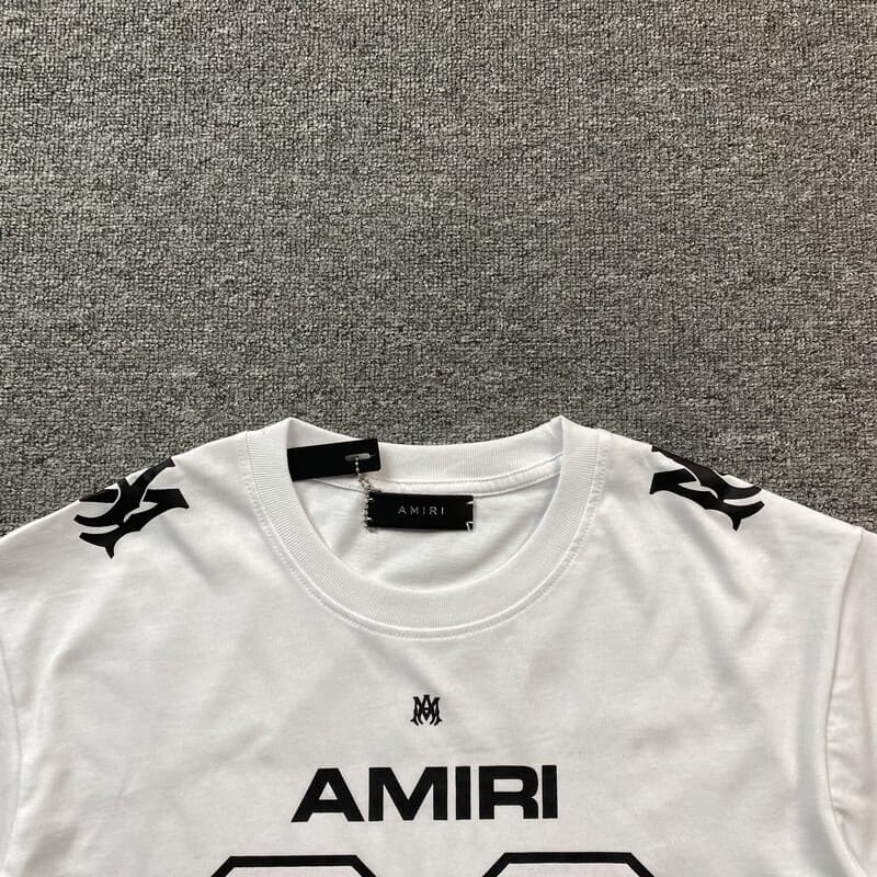 Camiseta Amiri 22 SKATER Branco - HYPER LIST