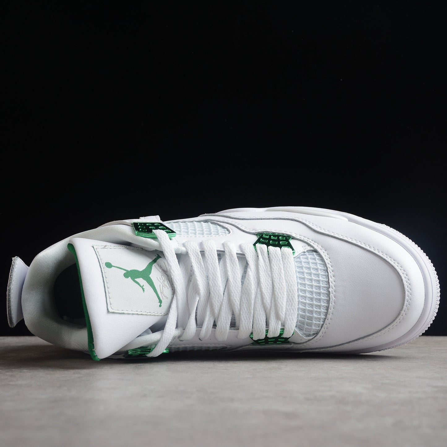 Air Jordan 4 Pine Green