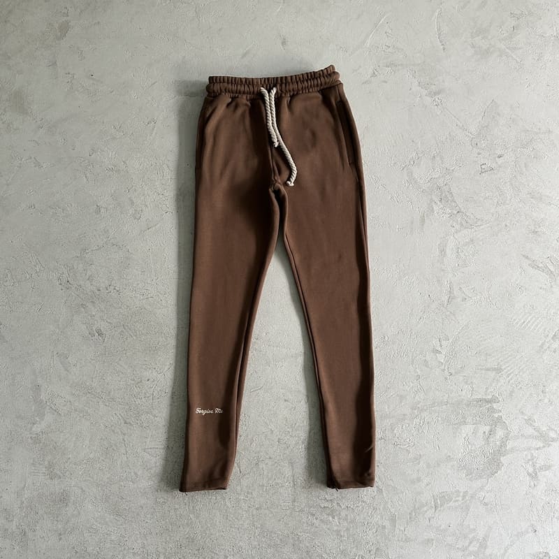Conjunto Synaworld Brown - HYPER LIST