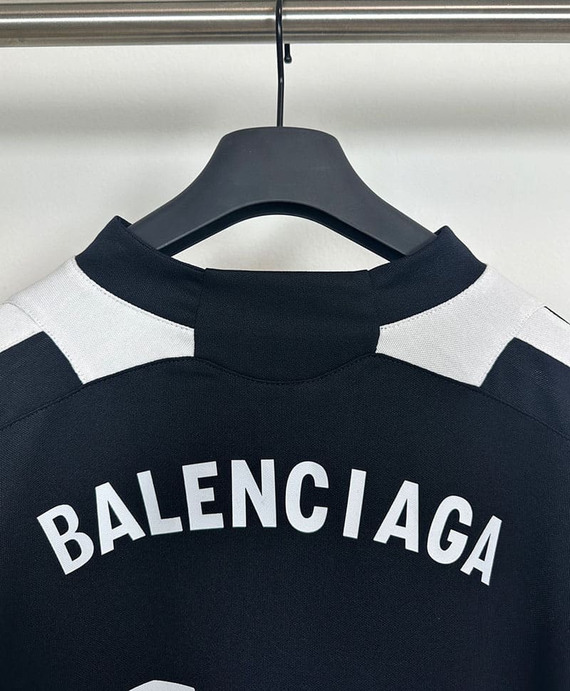 Camiseta Balenciaga Soccer T-Shirt 'BlackWhite' - HYPER LIST