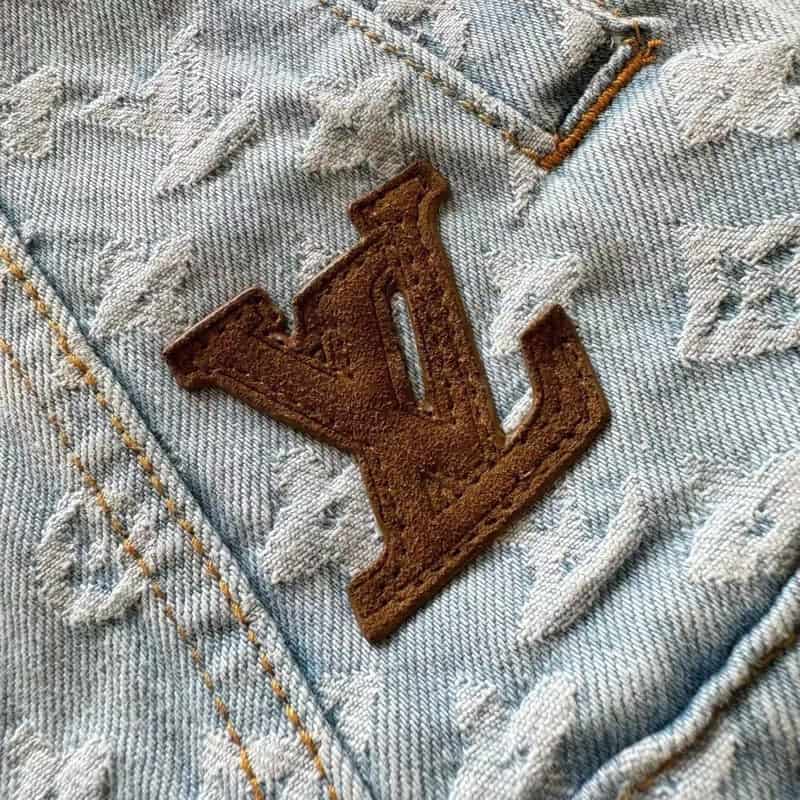 Jaqueta Louis Vuitton by Tyler, the Creator Monogram Denim - HYPER LIST