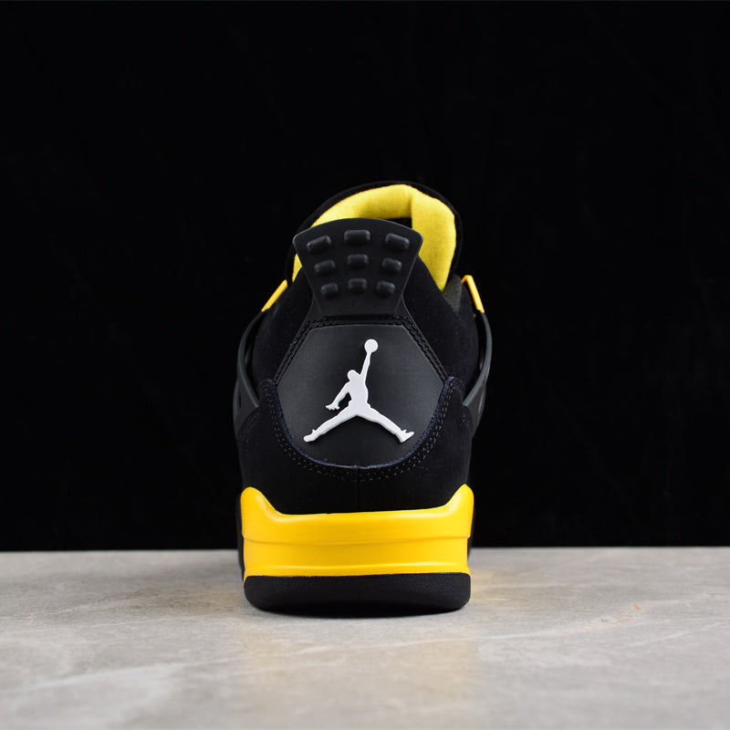 Air Jordan 4 Thunder