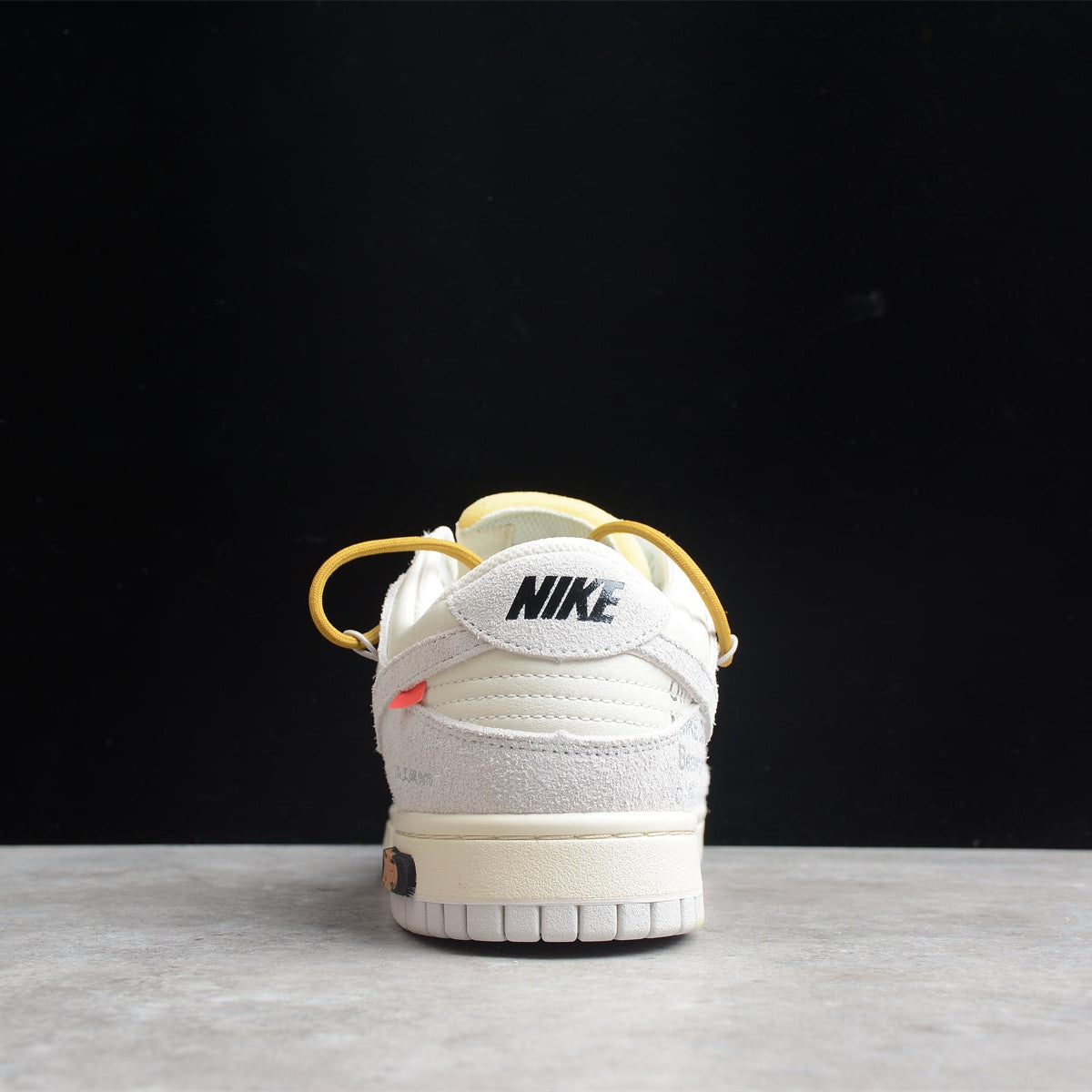 OFF-White x Air Force