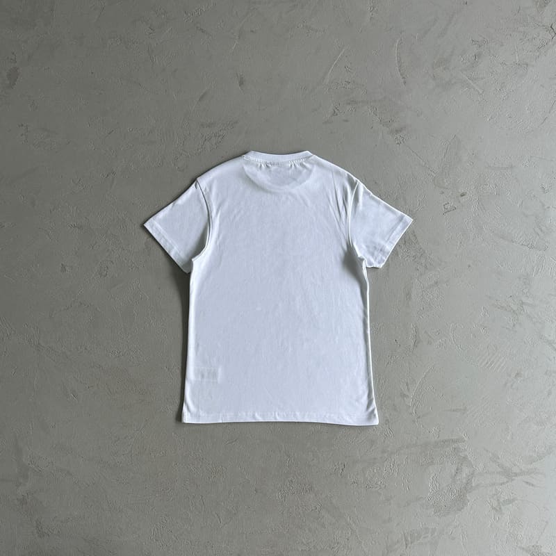 Camiseta Syna World x Evian Logo - HYPER LIST