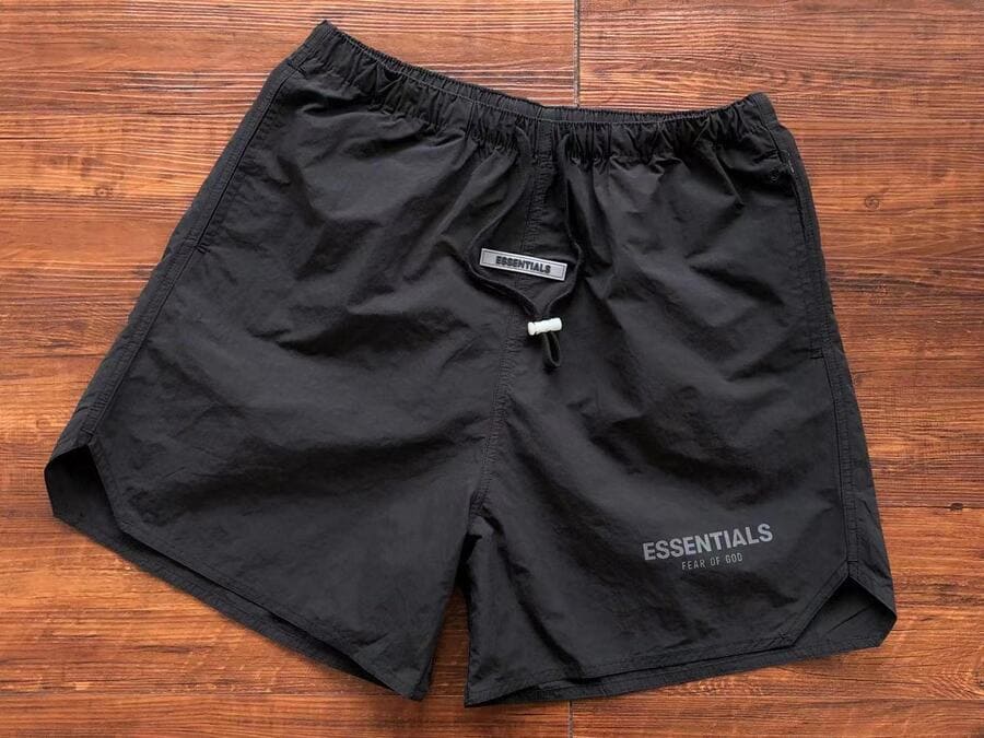 Shorts Fear of God Essentials Refletivo - HYPER LIST