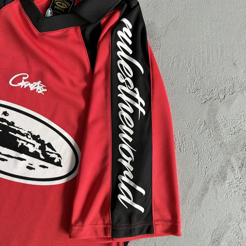 Camiseta Corteiz Alcatraz Football Vermelha - HYPER LIST