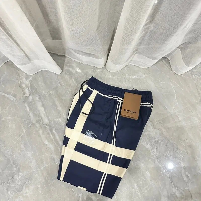 Short Burberry Dark Blue BY046