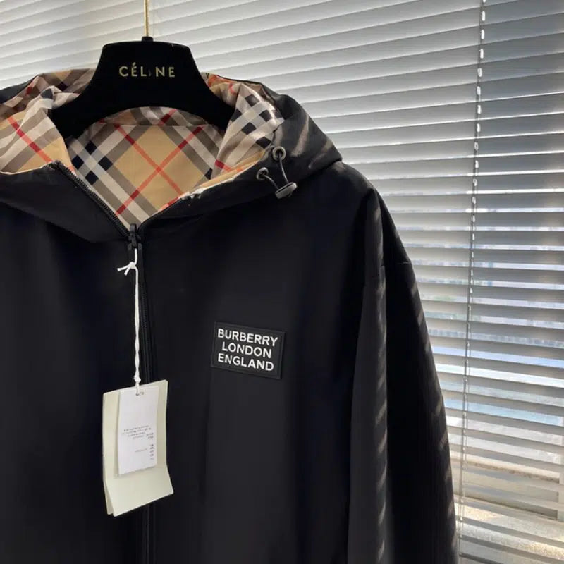 Burberry Reversible Hoodie BY062
