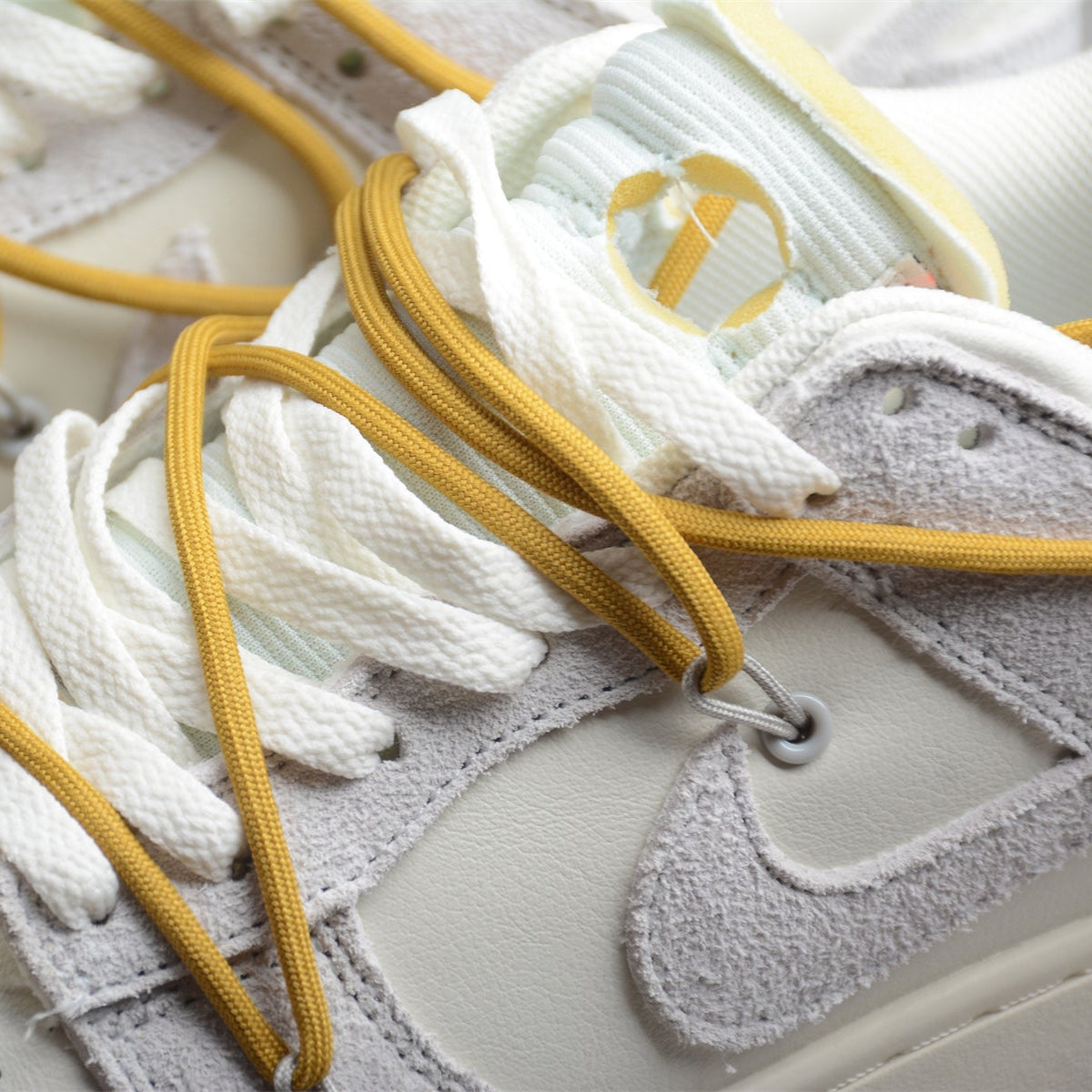 OFF-White x Air Force