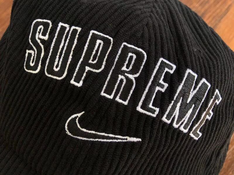 Boné Supreme x Nike Arc - HYPER LIST