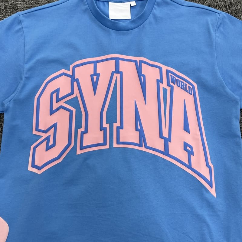 Camiseta Syna World College Azul Claro - HYPER LIST