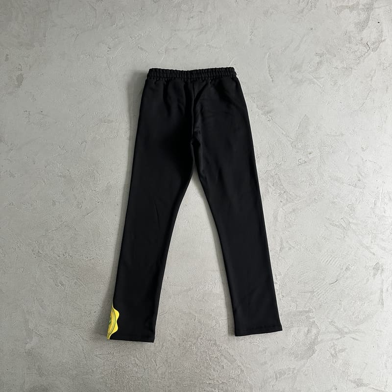 Conjunto Syna World College Logo Preto/Amarelo - HYPER LIST