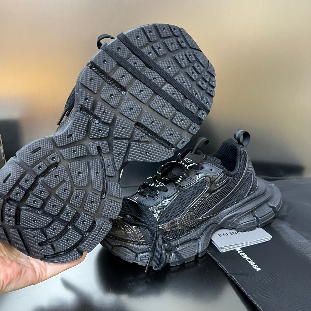 Balenciaga 3XL Black - HYPER LIST