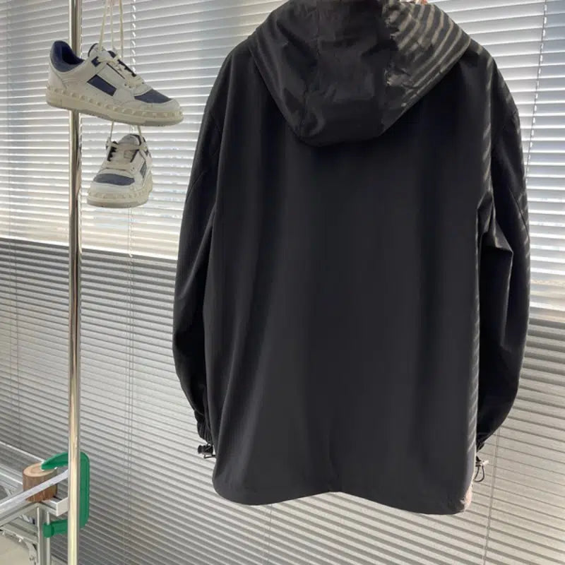 Burberry Reversible Hoodie BY062