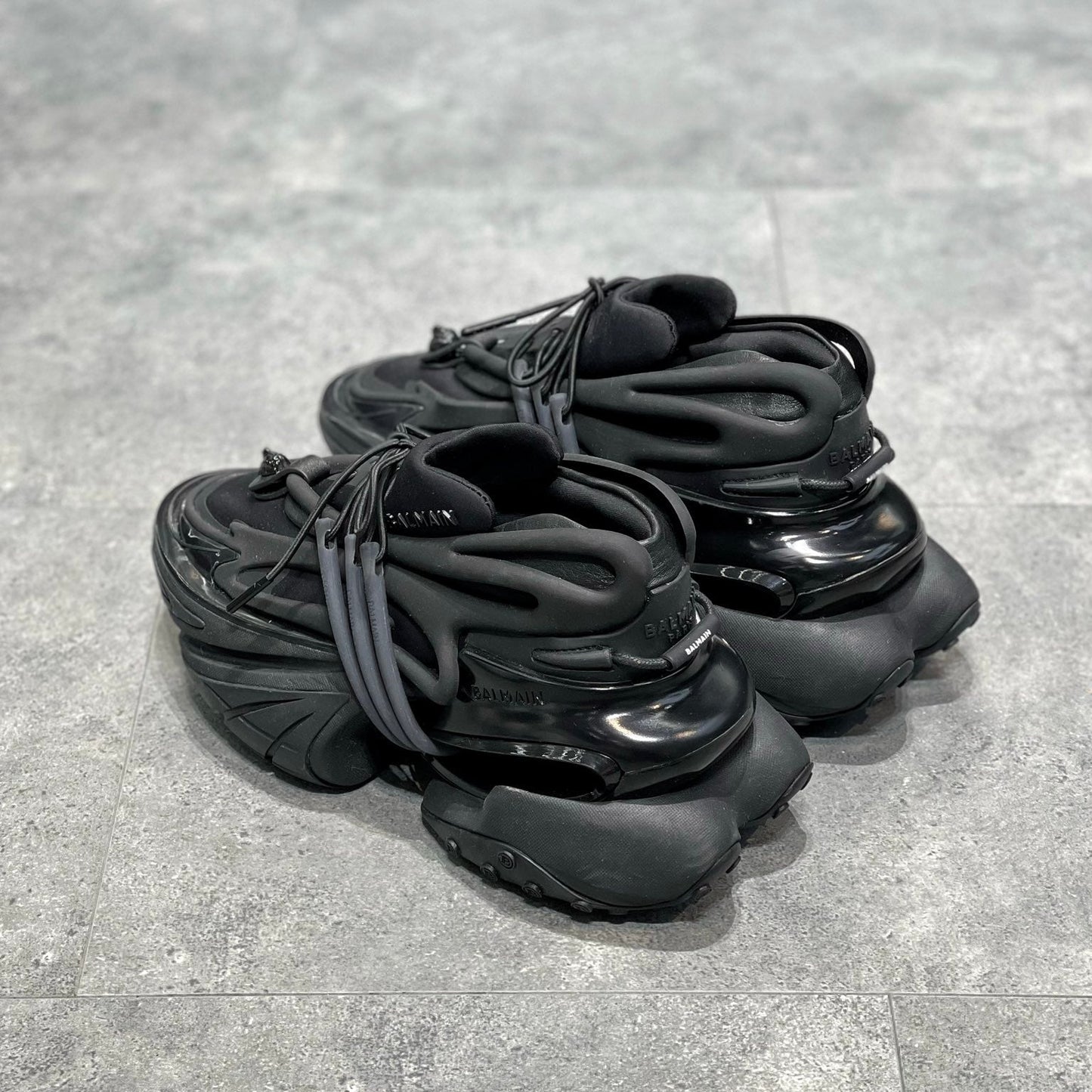 Balmain Black - HYPER LIST