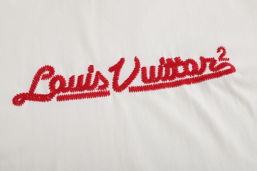 Camiseta Louis Vuitton x Nigo Embroidered Mockneck - HYPER LIST