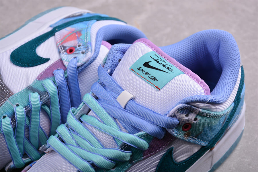 Nike SB Dunk Low Futura Laboratories Bleached Aqua - HYPER LIST