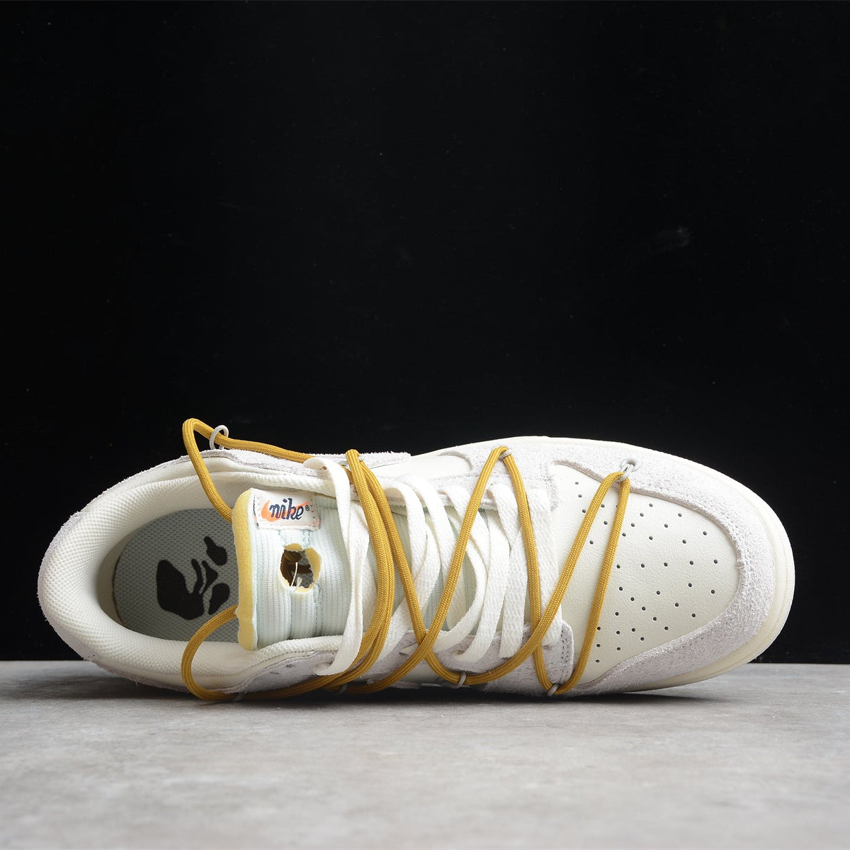 OFF-White x Air Force