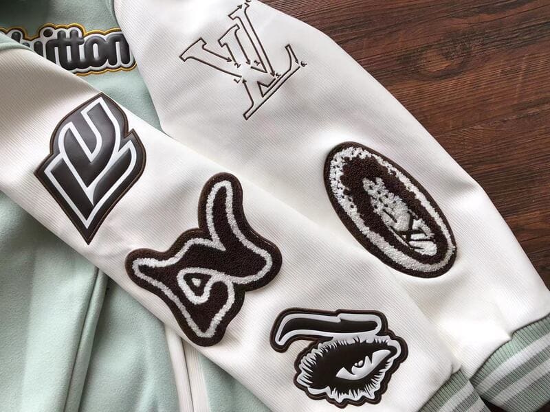 Jaqueta Louis Vuitton Leather and Wool Varsity - HYPER LIST