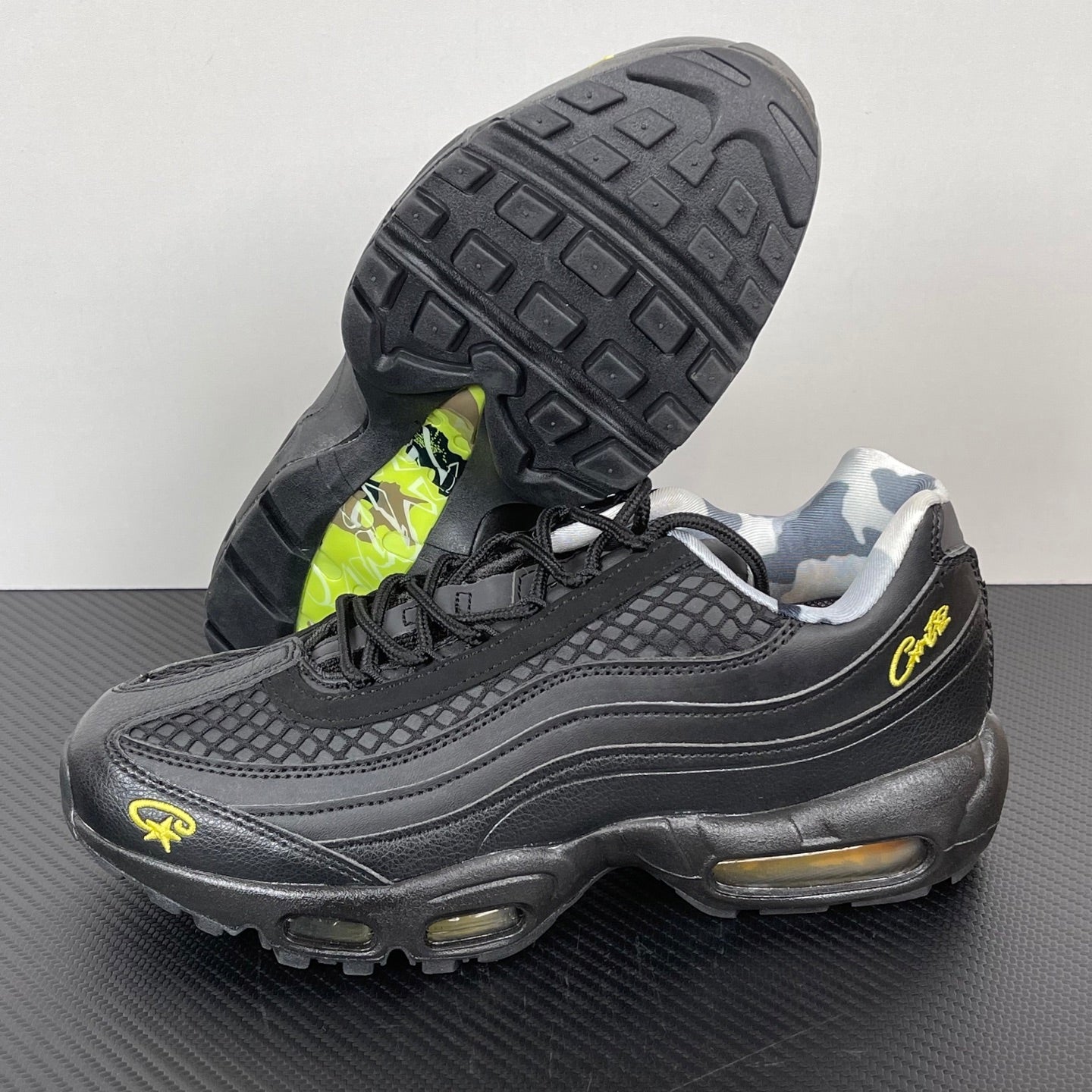 Nike X Corteiz Black - HYPER LIST